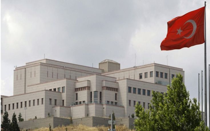 Πυρά κοντά στην Πρεσβεία της Αμερικής στην Τουρκία