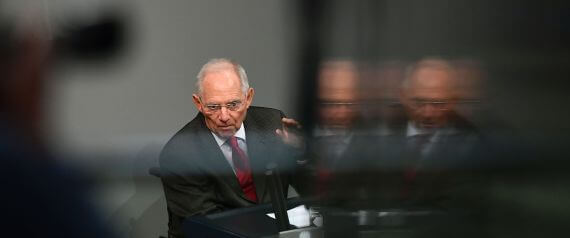 schaeuble-mono-me-metaruthmiseis-tha-meinei-i-ellada-sto-euro