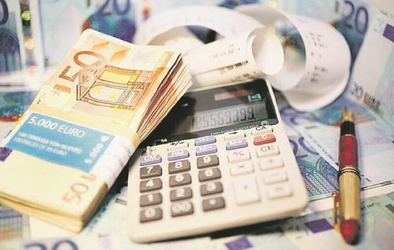  Με πολλά κενά η ψήφιση του Προϋπολογισμού