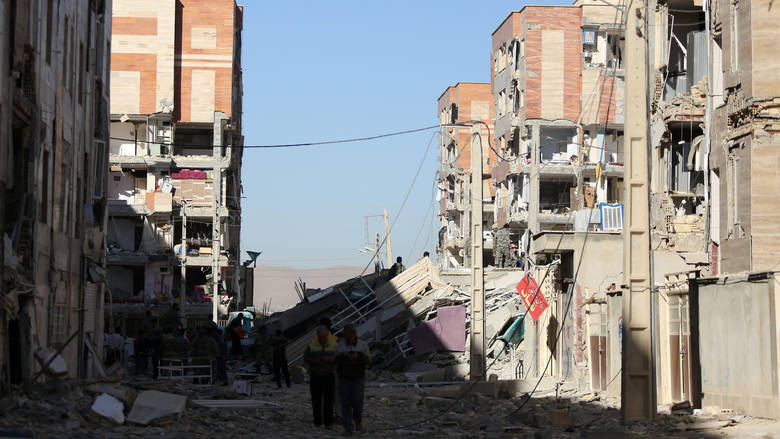 Στους 336 ο αριθμός των νεκρών από το σεισμό στο Ιράν