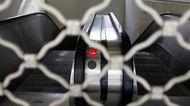 Στάση εργασία στο Μετρό