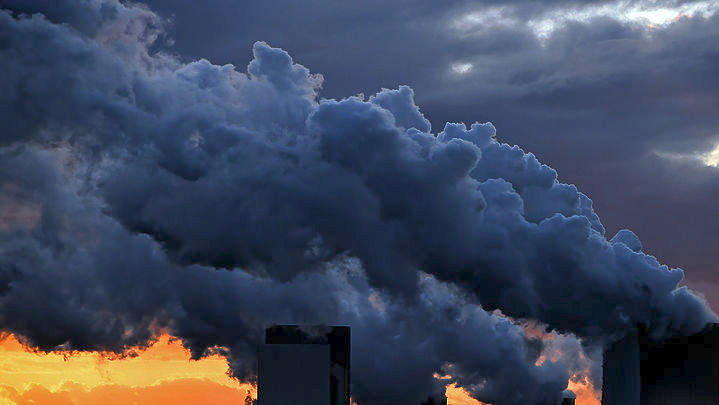 Χιλιάδες επιστήμονες προειδοποιούν για τους κινδύνους που απειλούν τον πλανήτη