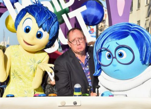 Ο συνιδρυτής της Pixar κατηγορείται για «ανεπιθύμητες αγκαλιές» και σεξιστική συμπεριφορά