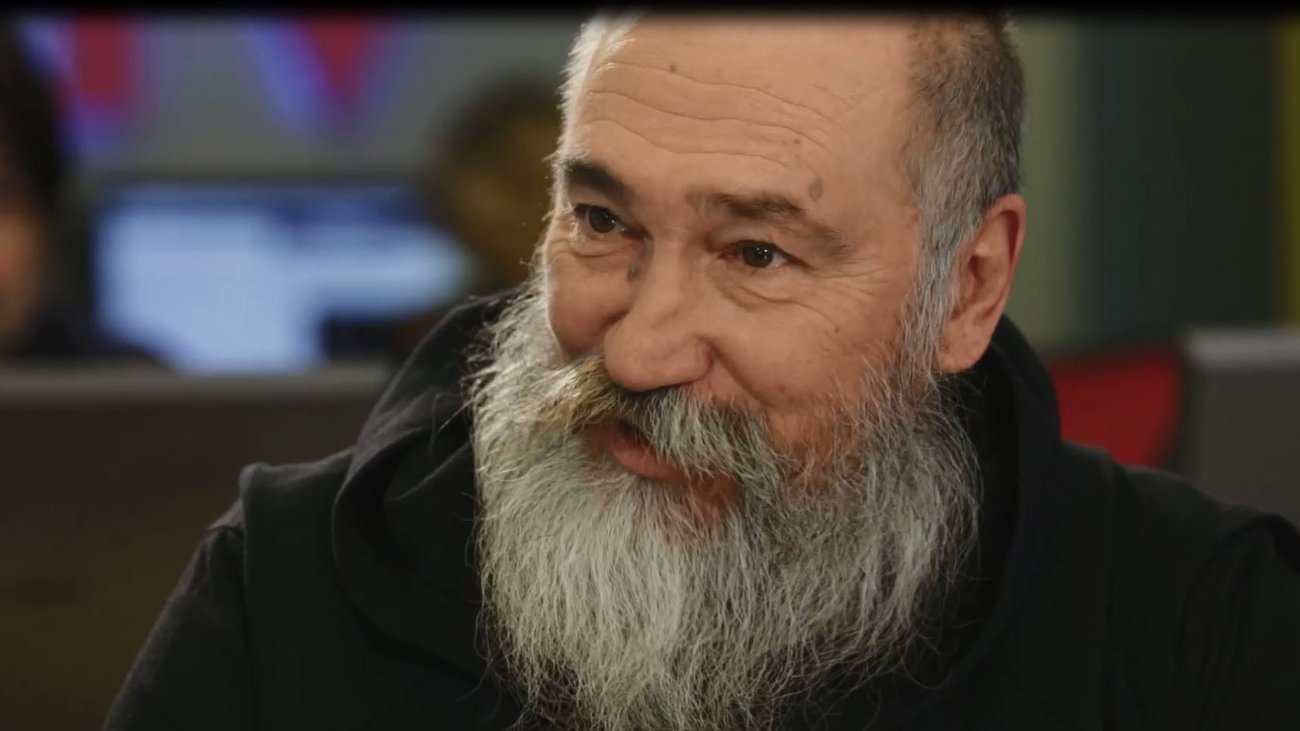 Ο Τζίμης Πανούσης
