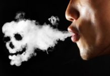 καπνιστής ηλεκτρονικού τσιγάρου