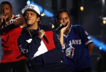 O Bruno Mars κέρδισε 6 βραβεία στα ΑΜΑ 2017