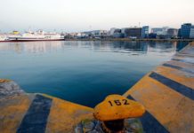 Σορό ενός άνδρα ξέβρασε το λιμάνι του Πειραιά!
