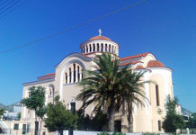 έκλεψαν παγκάρι στην Νέα Μάκρη