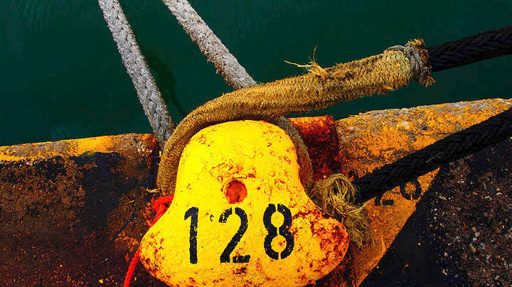 Δένουν κάβους αύριο τα πλοία