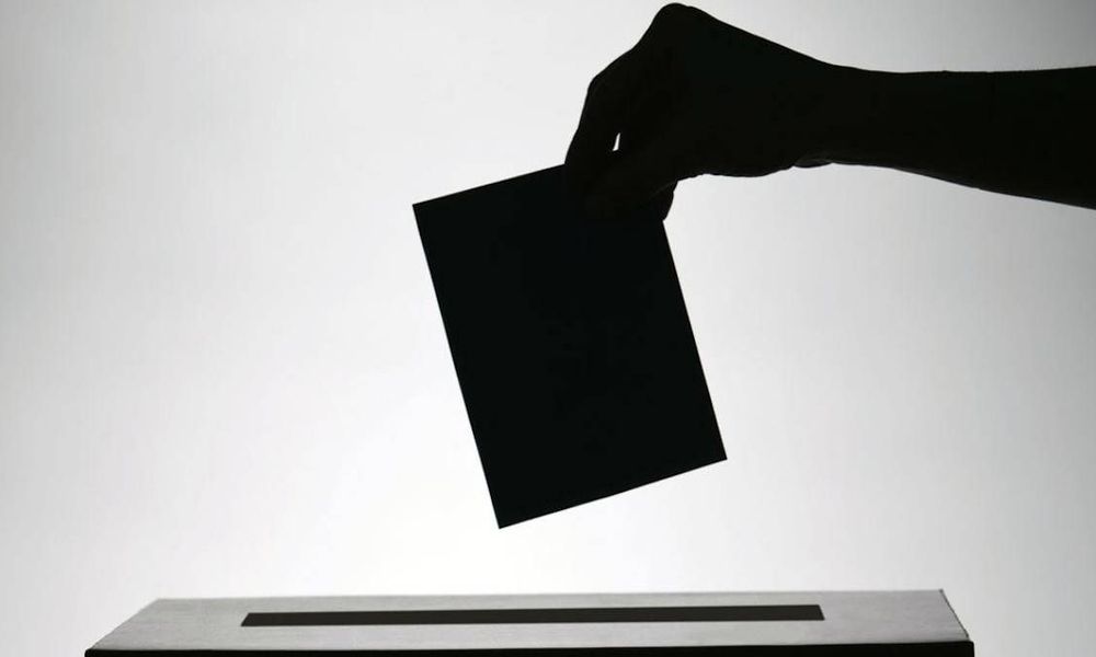 Δημοσκόπηση: Δεν «βλέπουν» καθαρή έξοδο από το μνημόνιο 7 στους 10 Έλληνες