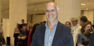 Επιστρέφει στην τηλεόραση ο Μητσικώστας