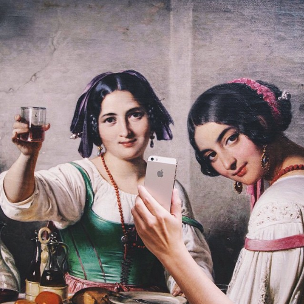 Έγινε κι αυτό: Μουσείο για την ιστορία των selfies!
