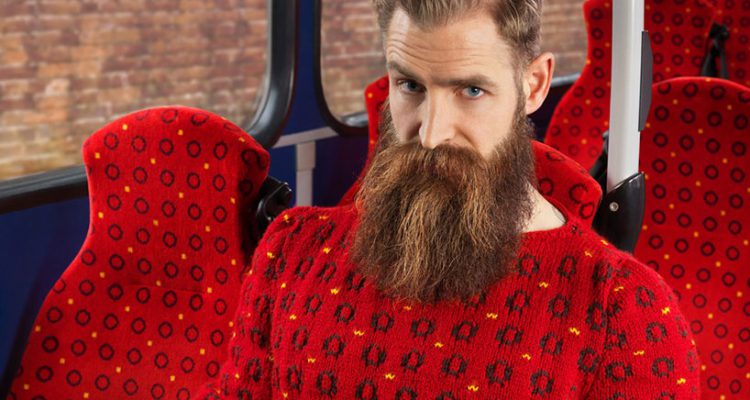 «Πλεχτό καμουφλάζ»: χάνονται στο φόντο