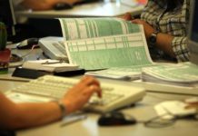 Η εφορία σε ρόλο εισπρακτικής: Τηλέφωνα, μηνύματα και e-mail σε όσους χρωστάνε