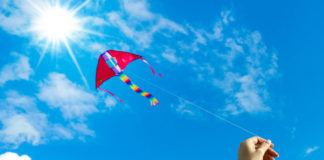 Πώς θα λειτουργήσουν τα καταστήματα την Καθαρά Δευτέρα;