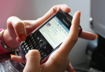 Η BlackBerry μηνύει Facebook, WhatsApp και Ιnstagram για παραβίαση
