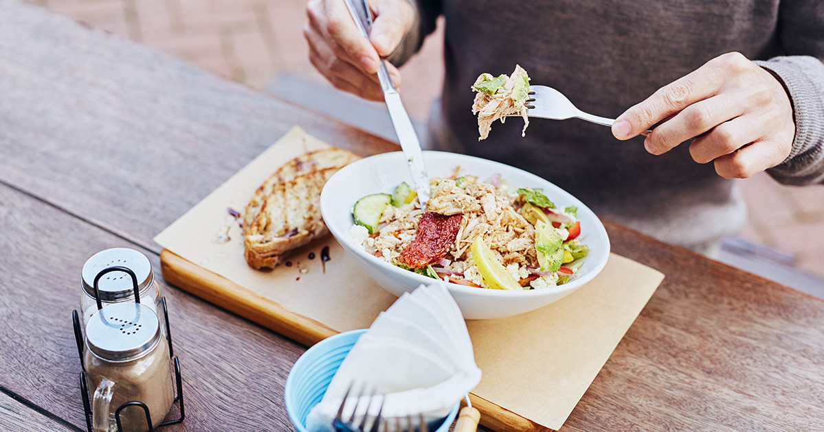 Αυτή είναι η ιδανική ώρα να φας μεσημεριανό