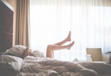 Θα μείνεις σπίτι απόψε; 5 πράγματα που μπορείς να κάνεις μόνη