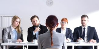 4 πράγματα που δεν πρέπει ποτέ να ρωτήσεις σε συνέντευξη δουλειάς