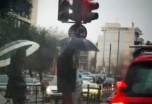 Καιρός: Βροχές, συννεφιά & σκόνη σήμερα