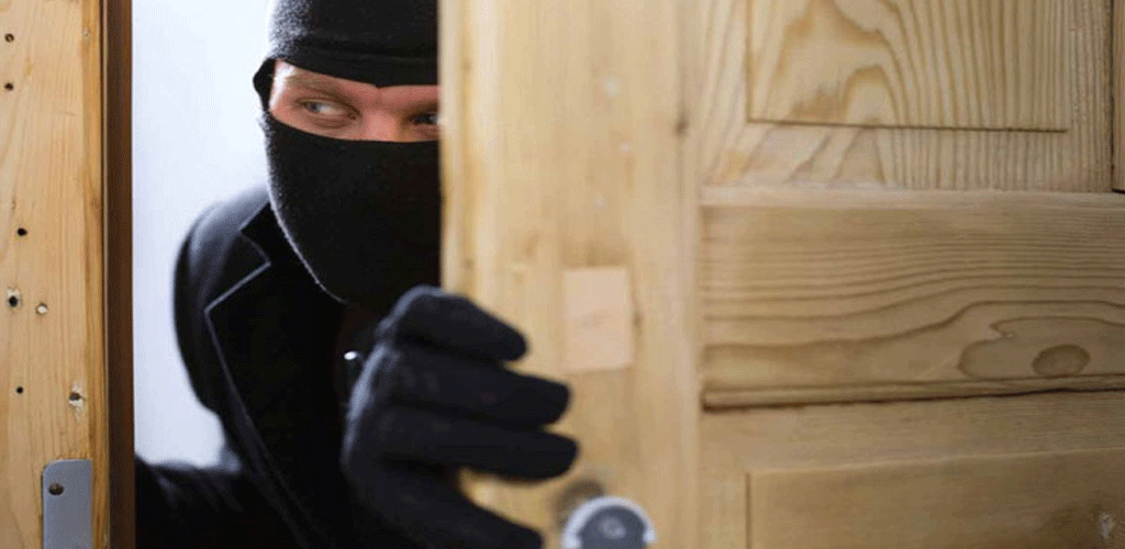 Αυτά τα 2 λάθη των ιδιοκτητών βοηθούν τη κλοπή σπιτιού σύμφωνα με διαρρήκτες