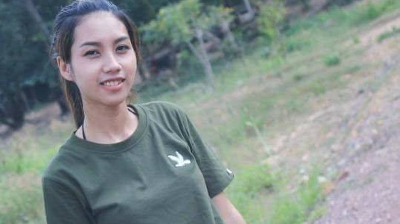 Βίντεο με οδηγίες επιβίωσης στη ζούγκλα σοκάρει! - Συνέλαβαν τη δημιουργό