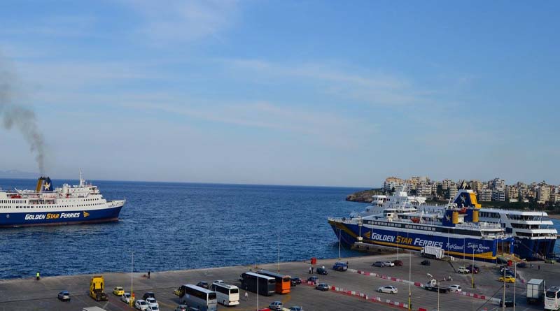 Καθαρισμός του λιμανιού της Ραφήνας από 30 αυτοδύτες