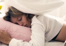 Πώς ο ύπνος του Σαββατοκύριακου κάνει καλό