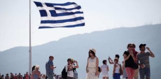 Ρεκόρ αφίξεων τουριστών φέτος στην Ελλάδα - Περισσότεροι από 32 εκατ.
