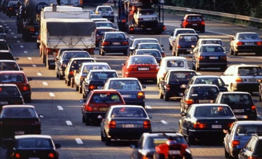 Κυκλοφορούν με ανασφάλιστα ΙΧ  παρά τα πρόστιμα - Τι ισχύει 