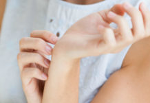 Σε τσίμπησε κουνούπι; Σταμάτα τη φαγούρα με αυτό το υλικό!