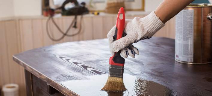 Πόσο πολύ βλάπτουν τα χρώματα, βερνίκια και διαλυτικά την υγεία μας