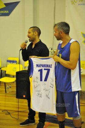 &Sigma;&upsilon;&gamma;&kappa;&iota;&nu;&eta;&tau;&iota;&kappa;ό&sigmaf; &omicron; &phi;&iota;&lambda;&alpha;&nu;&theta;&rho;&omega;&pi;&iota;&kappa;ό&sigmaf; &alpha;&gamma;ώ&nu;&alpha;&sigmaf; &mu;&pi;ά&sigma;&kappa;&epsilon;&tau; &gamma;&iota;&alpha; &tau;&eta; &sigma;&tau;ή&rho;&iota;&xi;&eta; &tau;&omega;&nu; &pi;&upsilon;&rho;&omicron;&pi;&lambda;ή&kappa;&tau;&omega;&nu;