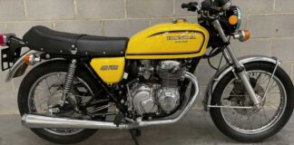 Honda 44 ετών βρέθηκε με τις ζελατίνες και πωλήθηκε σε τιμή ρεκόρ