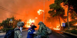 Δίκη για Μάτι: «Ξυπνήστε όσο είναι καιρός»