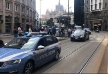 Κατ’ οίκον κρατούμενος έφυγε με το βραχιόλι και πήγε να τον συλλάβουν γιατί δεν άντεχε τη μοναξιά