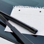 Τι έγραφε το σημείωμα που άφησε αστυνομικός σε αυτοκίνητο κι έγινε viral