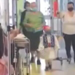 Ο 5χρονος Γαβριήλ που μάχεται τον καρκίνο παρέλασε ως τσολιάς στον διάδρομο του Ιπποκράτειου