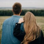 Οι ψυχολόγοι συμφωνούν: Αυτή η συνήθεια «δείχνει» χωρισμό περισσότερο από κάθε άλλη