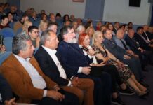 Πλήθος κόσμου στην ημερίδα για τις απάτες, την ενδοοικογενειακή βία και την παραβατικότητα ανηλίκων