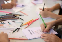 Το Ζούμπερι αλλάζει όψη: Αναβαθμίζονται οι 214 οικίσκοι των ιστορικών καταλυμάτων
