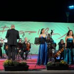Νέα Μάκρη: Κατάμεστο το θέατρο «Κώστας Βαγιανός» για τη βραδιά όπερας και οπερέτας