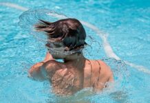 Γιατί η πισίνα δεν συγχωρεί ούτε δευτερόλεπτο αμέλειας – Πώς γίνεται “αθόρυβος” ο θάνατος