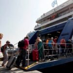 Ραφήνα: Δεμένα τα πλοία λόγω των ισχυρών ανέμων