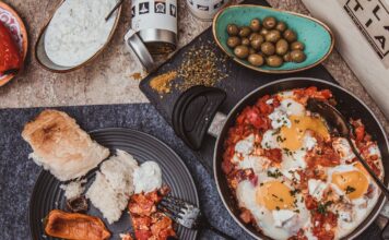 Πρωτεϊνική πίτα με τυρί στο τηγάνι