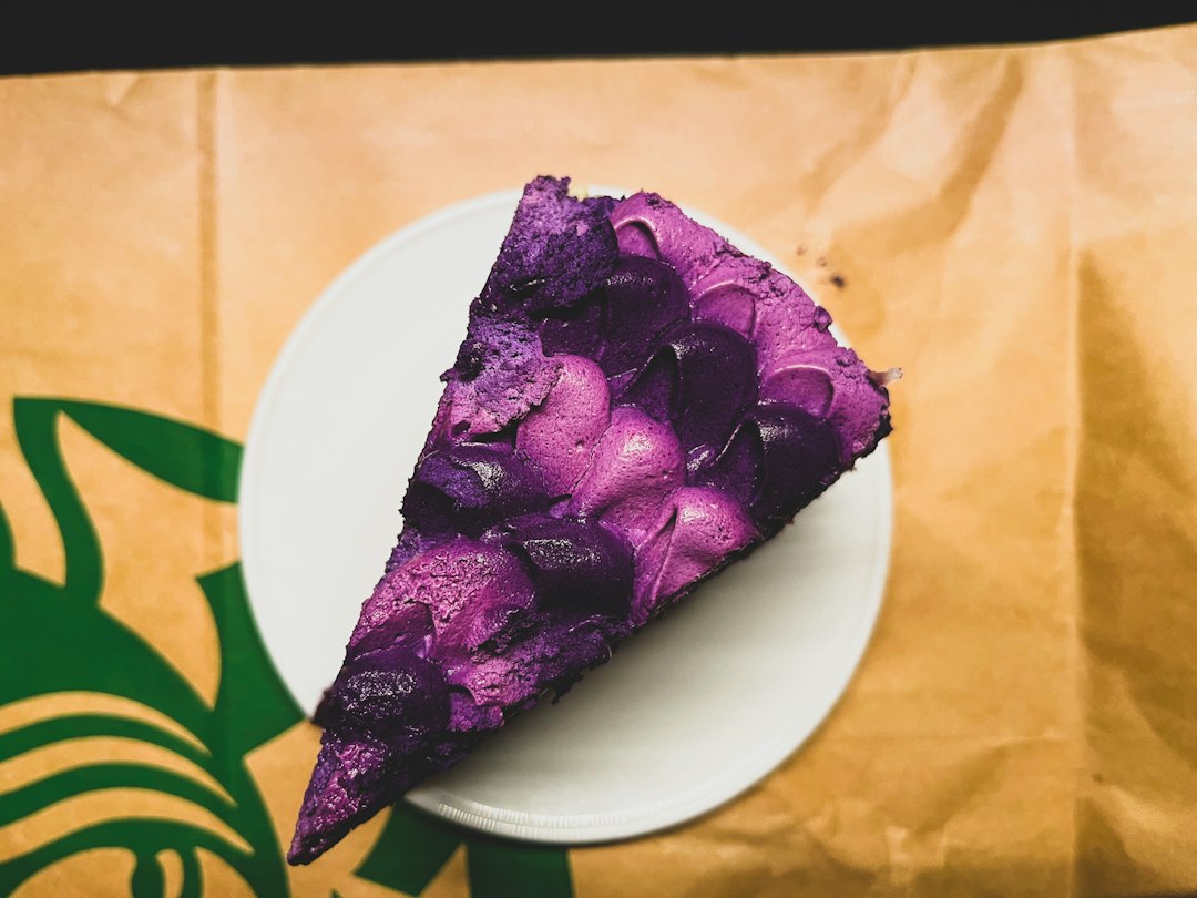 Μωβ γλυκό με ube