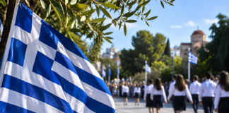 Ελληνική σημαία σε σκηνή εορτασμού της 28ης Οκτωβρίου – ψηφιακή εικονογράφηση
