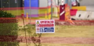 Η κεντρική πλατεία της Νέας Μάκρης κατά την έναρξη της βιοκλιματικής ανάπλασης τον Οκτώβριο 2026
