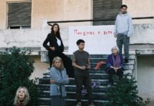 Από τη σιωπή στη σκηνή: «Η Τρικλοποδιά», ένα θεατρικό ταξίδι στη μνήμη και την ευθύνη