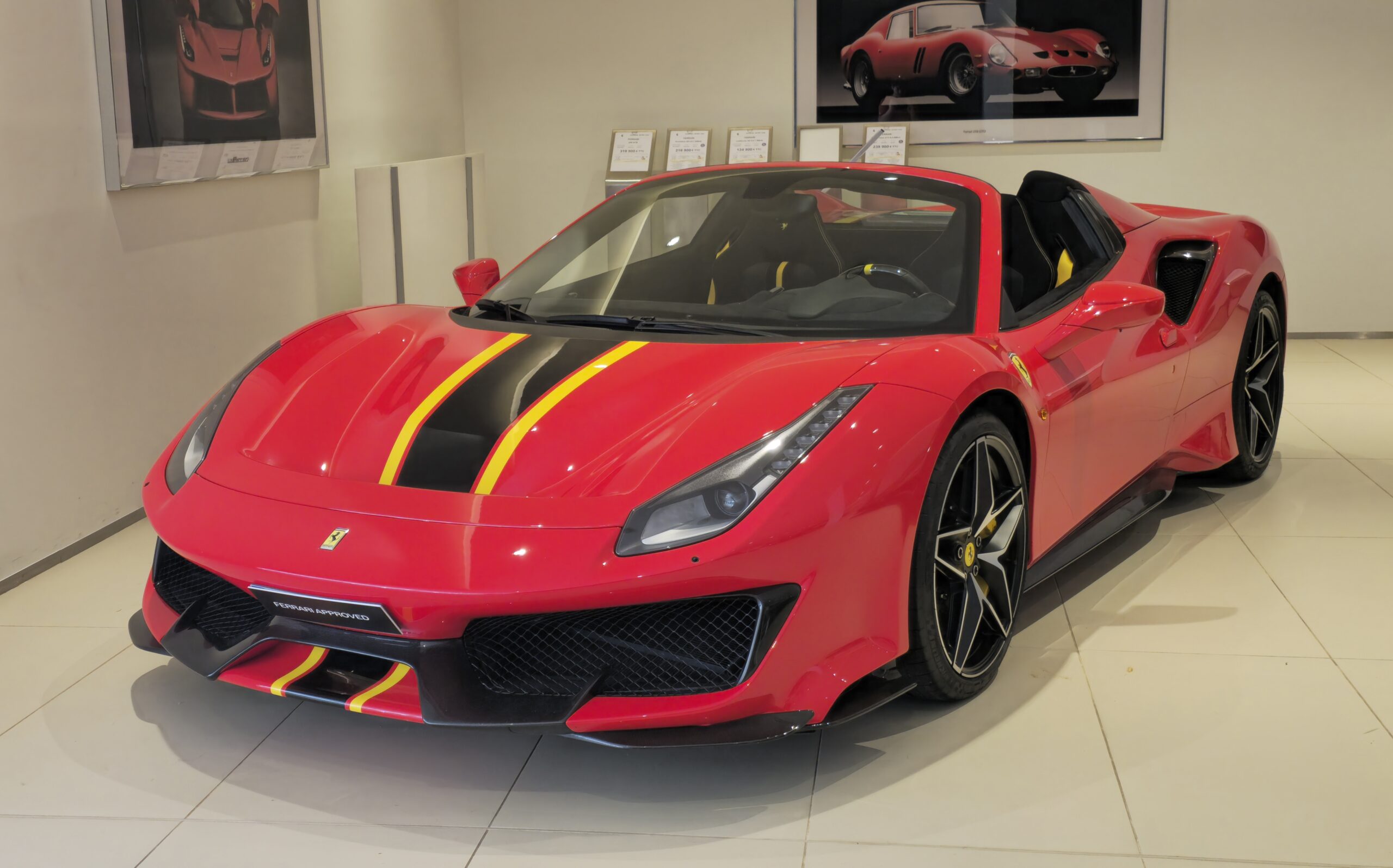 Κόκκινη Ferrari 488